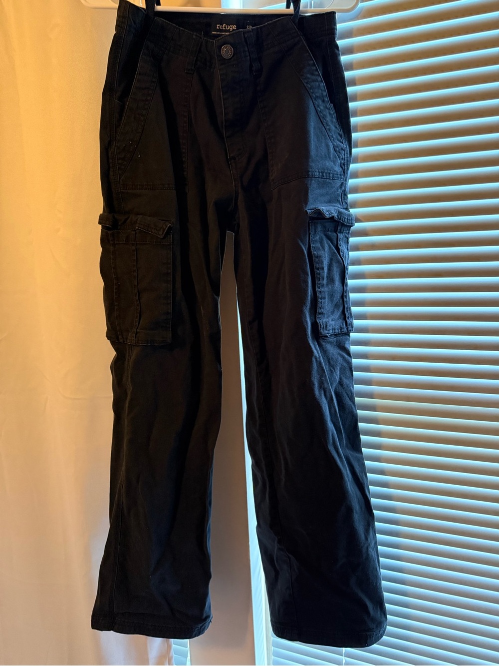 refuge Black Cargo Pants with Multiple Pockets